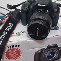 Fotocamera Reflex Canon EOS 700D 