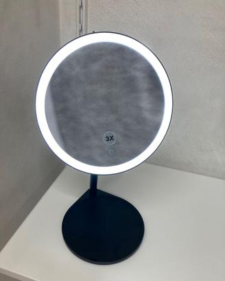 Specchio ingranditore X3 da tavolo con luce led