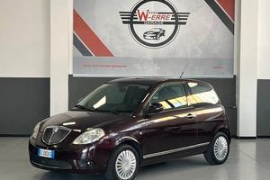 Lancia Ypsilon 1.2 69 CV New Oro