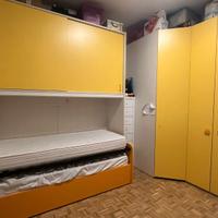 Cameretta a ponte con cabina armadio