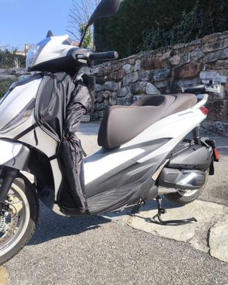 PIAGGIO BEVERLY 300 HPE 2023 - KM 1.873
