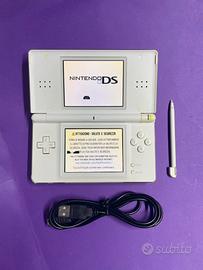 Nintendo DS Lite