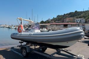 Gommone SACS srl modello Tornado - motore 40 cv