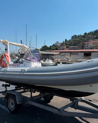Gommone SACS srl modello Tornado - motore 40 cv
