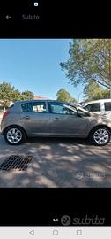 Opel Corsa 1.2 benzina anno 2011, 5 porte 