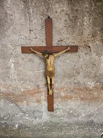 antico crocifisso in legno 