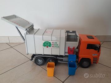 Camion spazzatura Bruder