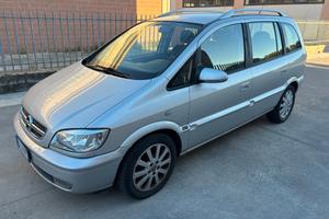Opel Zafira 1.8 16V cat Fashion Line