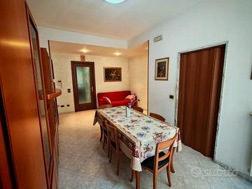 Ampio appartamento - V.le dei Lecci Martina Franca