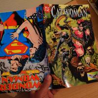 Catwomen e Wonder Women Play Press (18 numeri)