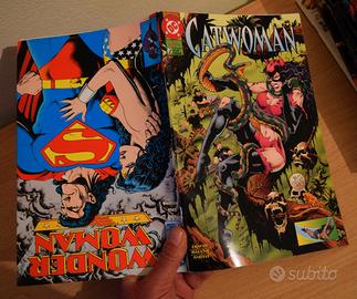 Catwomen e Wonder Women Play Press (18 numeri)