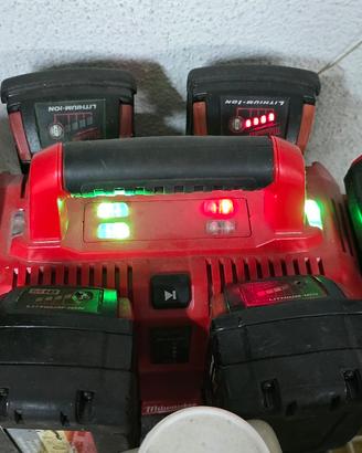baterie  vari  e riparazione  di tutte batteria  