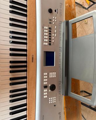 Yamaha Pianola digitale professionale
 