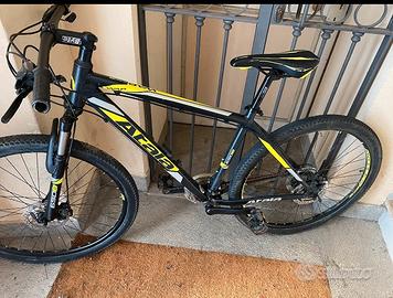 Montanbike mtb atala colore nero e verde fluo 350€