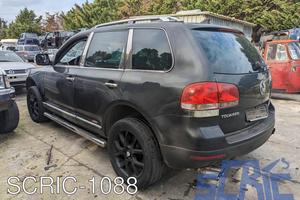 VW TOUAREG 7L6, 7L7, 7LA 2.5 R5 TDI ricambi