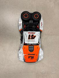 Traxxas unlimited desert racer