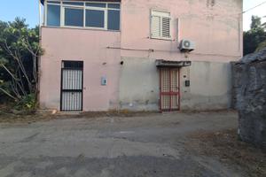 Casa singola divisa