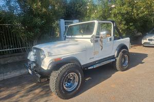Jeep CJ7   4200 cc  cambio manuale
