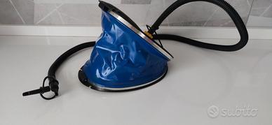 Pompa gonfiaggio e sgonfiaggio a pedale