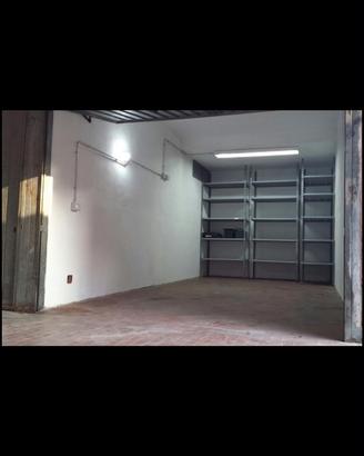 Garage / box auto / magazzino ad Anzio