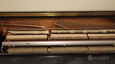 Pianoforte verticale