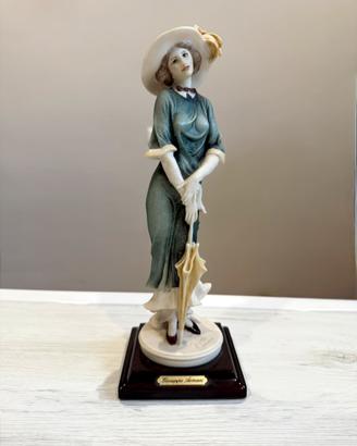 Statuina Giuseppe Armani