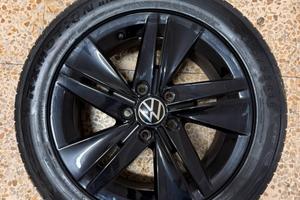 4 cerchi originali Volkswagen R16 con gomme