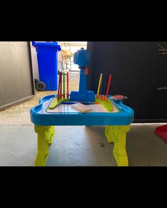 Banchetto scuola proiettore