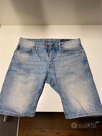 Short Denim Jeans