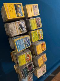 Lotto 3400 carte pokemon originali miste