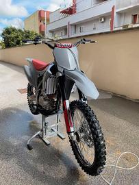 Motocross Lem 250 senza targa