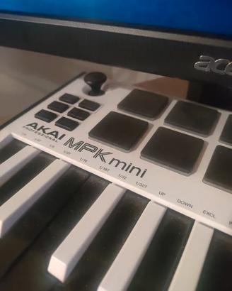 Akai MPK mini