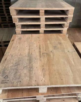 Pallet usati in legno