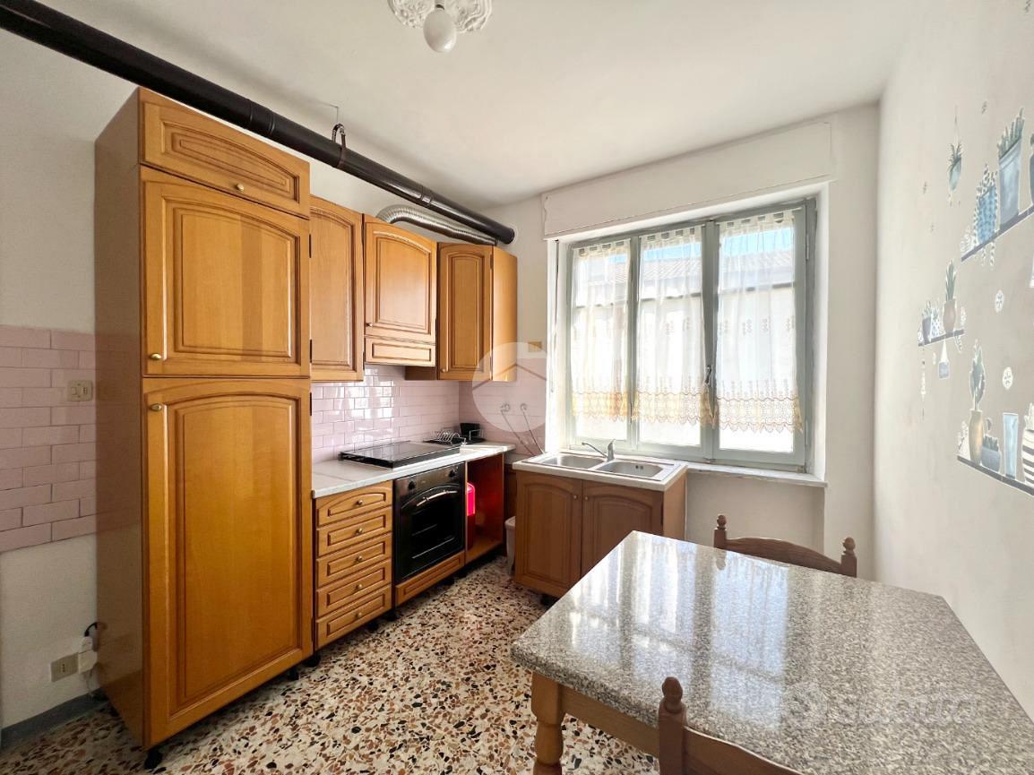 2 LOCALI A MONASTERO DI LANZO - Altro