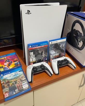 PS5 825 GB con lettore 2 controller e un volante a