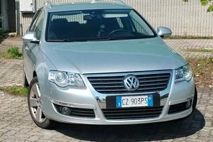 Passat 1.9 jtd con gancio traino