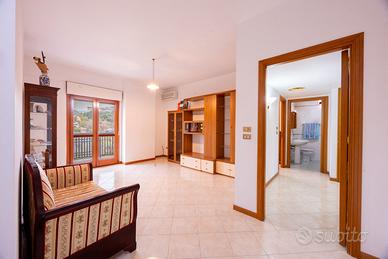 Ampio Quadrilocale in Via Corradino di Svevia,48