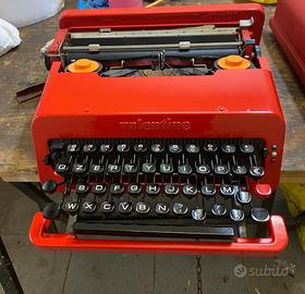 Macchina da scrivere Olivetti Valentine Rossa