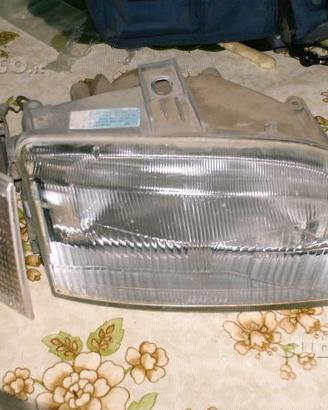 Faro Dx per Fiat Punto I' serie