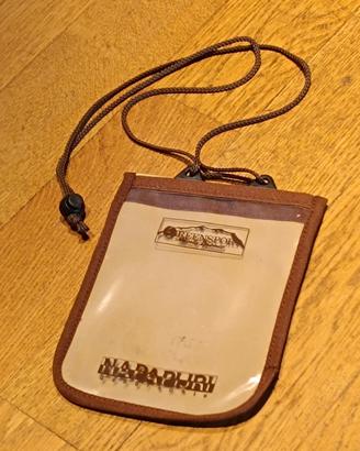 Napapijri Porta documenti viaggio smartphone badge