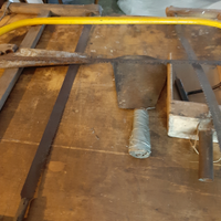 Vecchi attrezzi da lavoro