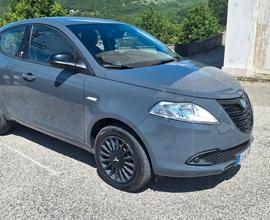 Lancia Ypsilon 0.9 TwinAir 85 CV 5 porte Metano Ec