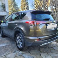 Toyota RAV4 2.5 Hybrid 2017