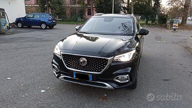 MG HS 1.5 Turbo luxury 2022