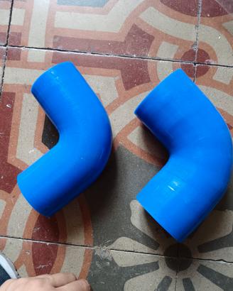 tubi in silicone per auto 