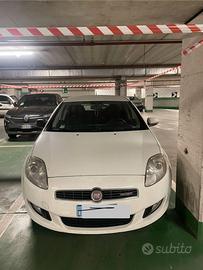 Bravo 1.6 MJT 105 CV Emotion (77 kw)