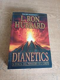 Libro Come nuovo Libro L. Ron Hubbard Dianetics 