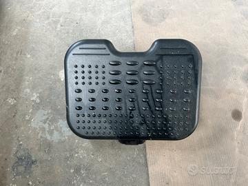 POGGIAPIEDI DA UFFICIO REGOLABILE