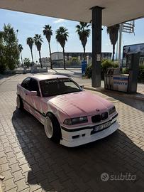 BMW E36 325i coupè