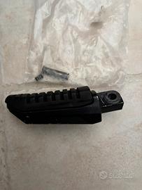 Pedalino posteriore sx suzuki gsr 600